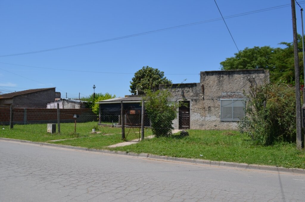 Propiedad ubicada sobre calle López al 1400 - 2