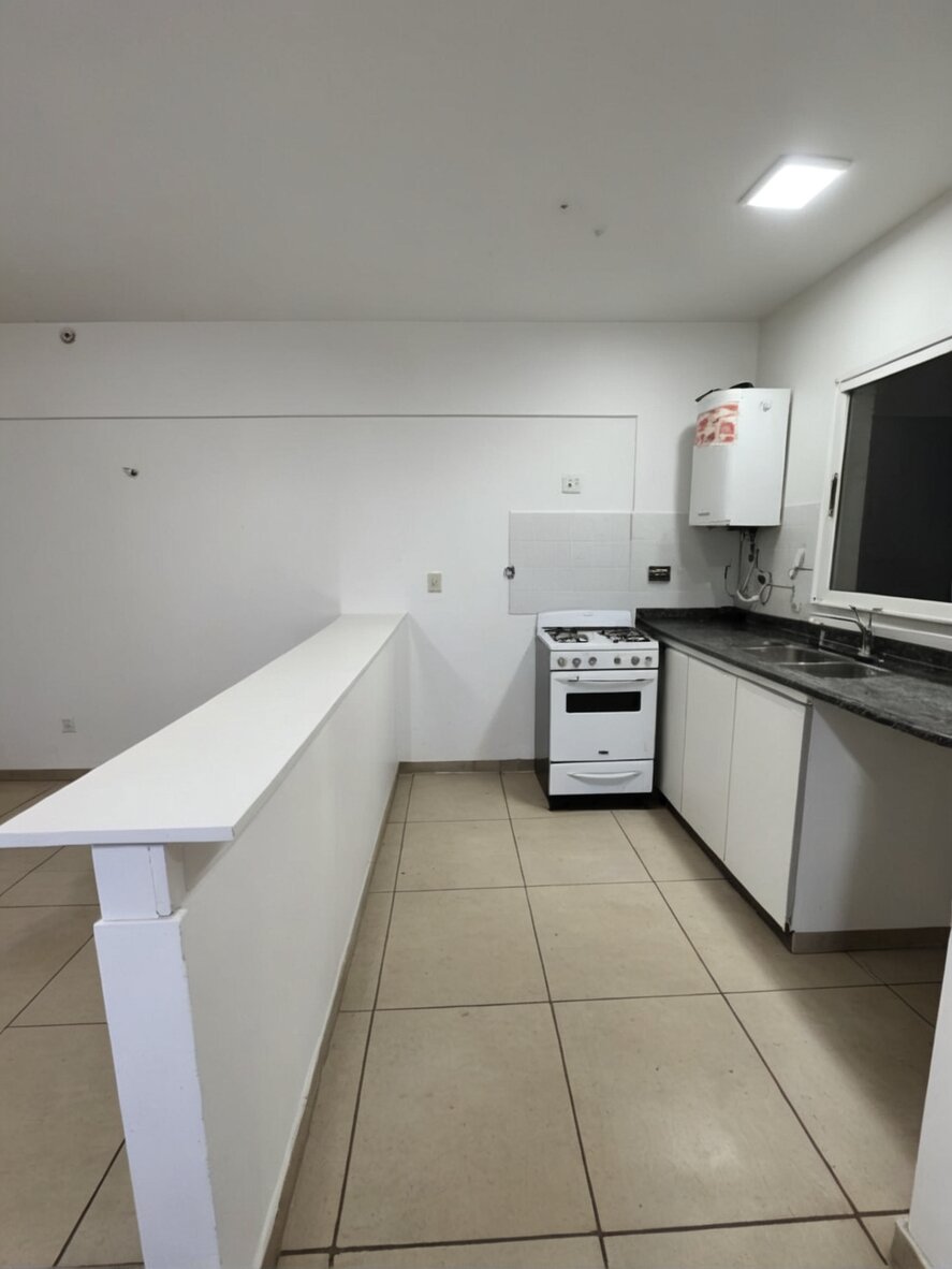 Dúplex 1 Dormitorio con Doble Balcon En Alquiler - B° Alto Alberdi — foto 3