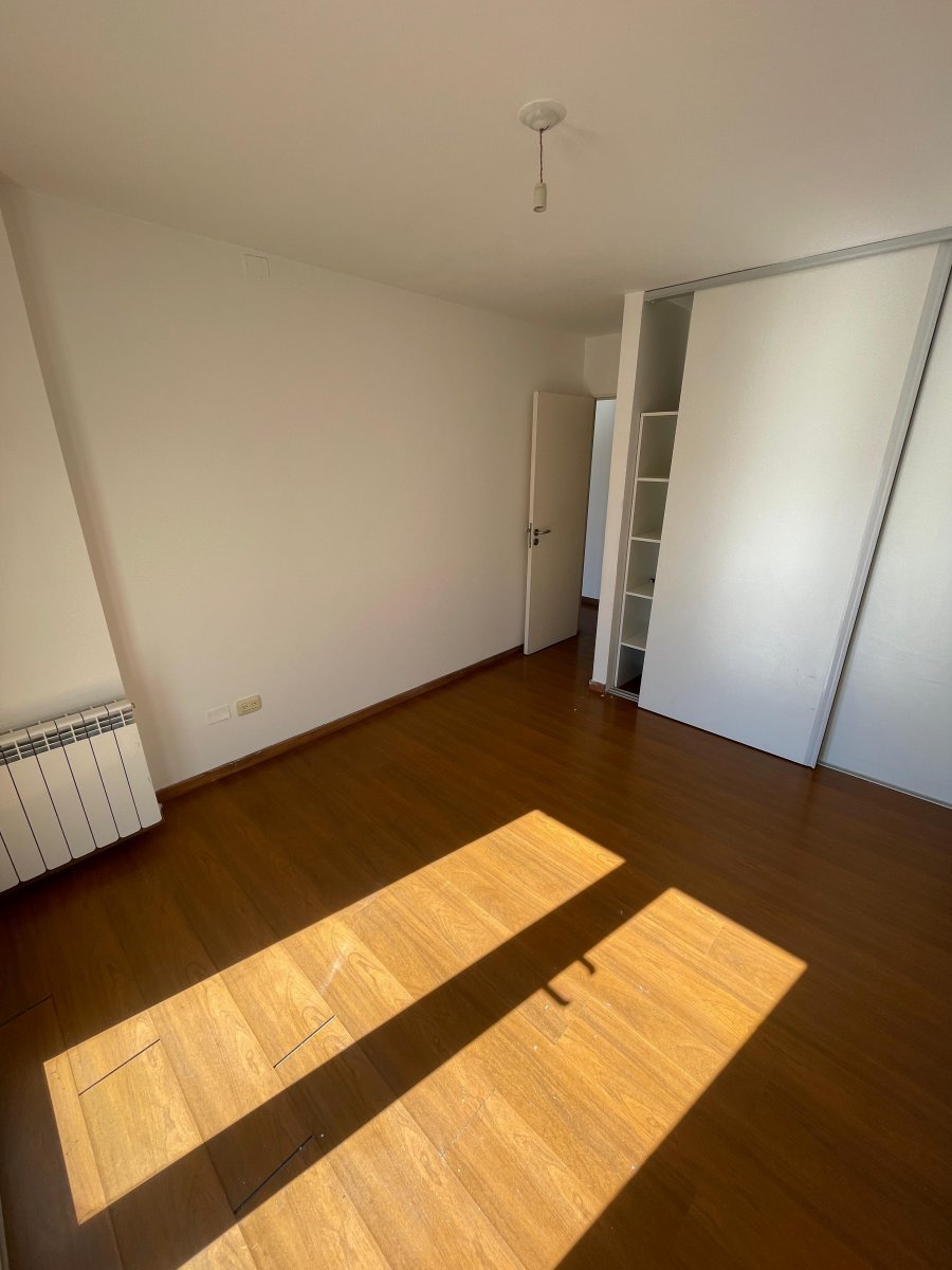 Semi piso 2 Dormitorios, 2 baños,  Doble Balcón - B° Alberdi - Imagen 15