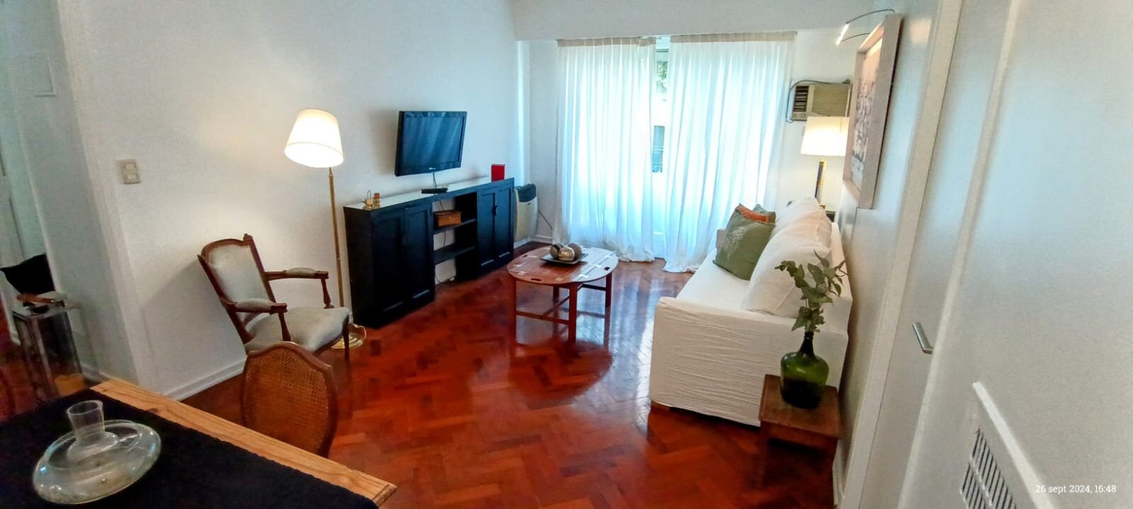 Barrio Norte, Av Pueyrredón 1100, piso 4, 3 amb con dependencia, 90m2, u$s 1,350 + agua + luz + gas. 06-10-26