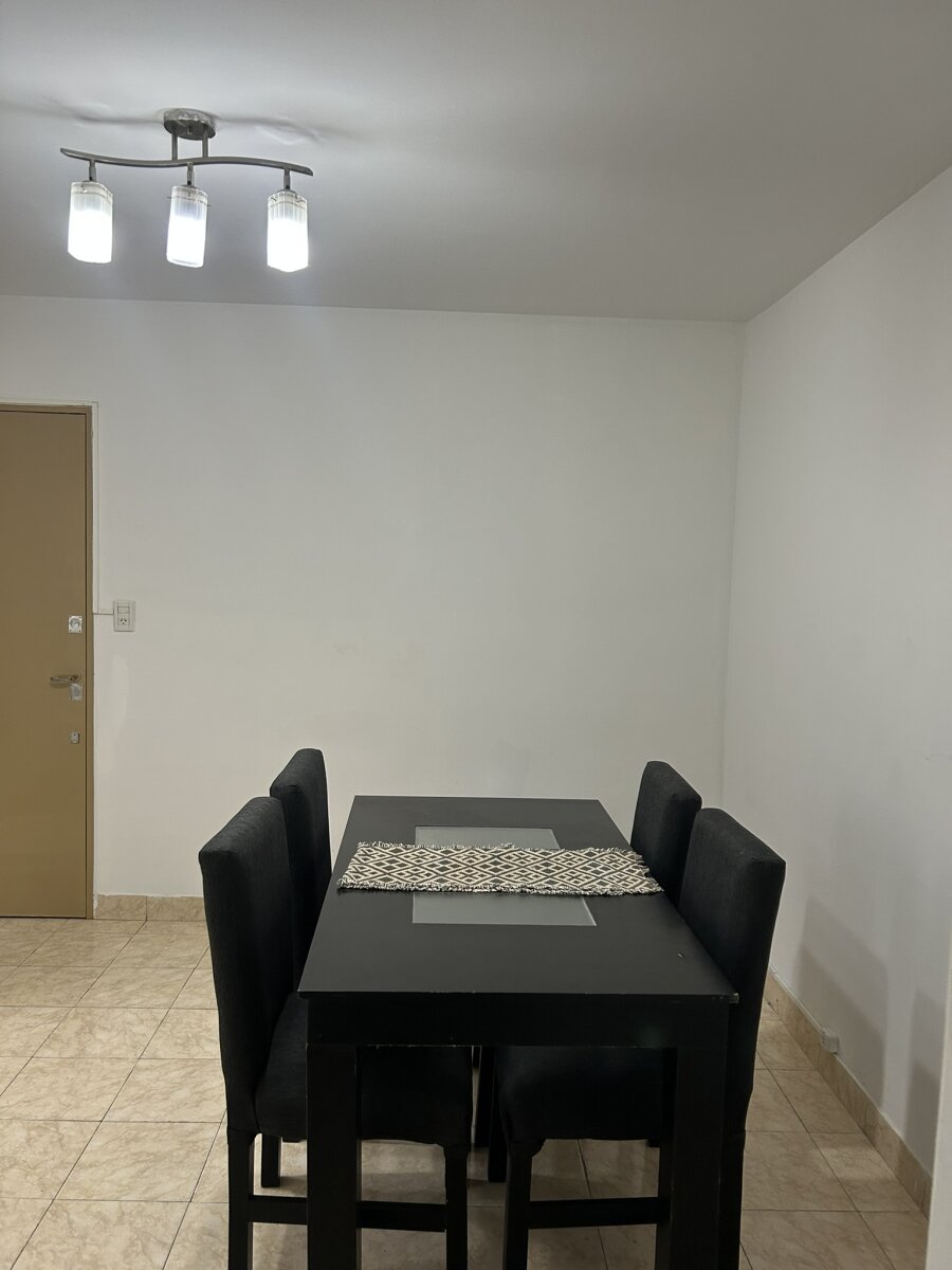 Abasto, Tucumán 3100, planta baja, 2 amb, 45m2, u$s 700 + expensas ( Agosto 2026= $ 90,000) + servicios. — foto 2