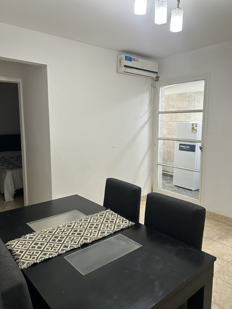 Abasto, Tucumán 3100, planta baja, 2 amb, 45m2, u$s 700 + expensas ( Agosto 2026= $ 90,000) + servicios. — foto 3