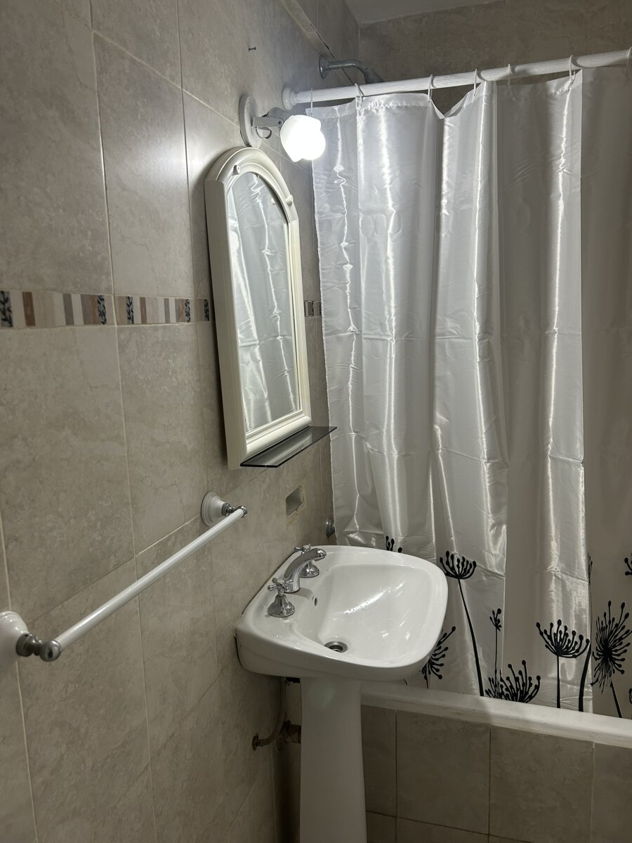 Abasto, Tucumán 3100, planta baja, 2 amb, 45m2, u$s 700 + expensas ( Agosto 2026= $ 90,000) + servicios. — foto 14