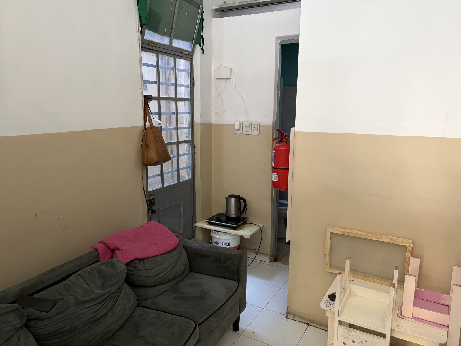 LOCAL EN VENTA EN MONSERRAT — foto 4