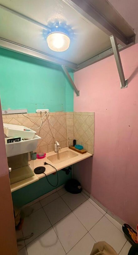 LOCAL EN VENTA EN MONSERRAT — foto 5