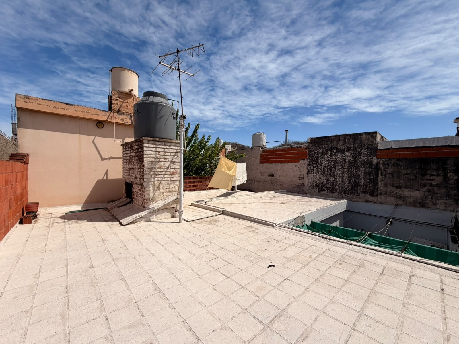 PH en venta de 2 dormitorios y 2 patios en General Pueyrredon - Imagen 26