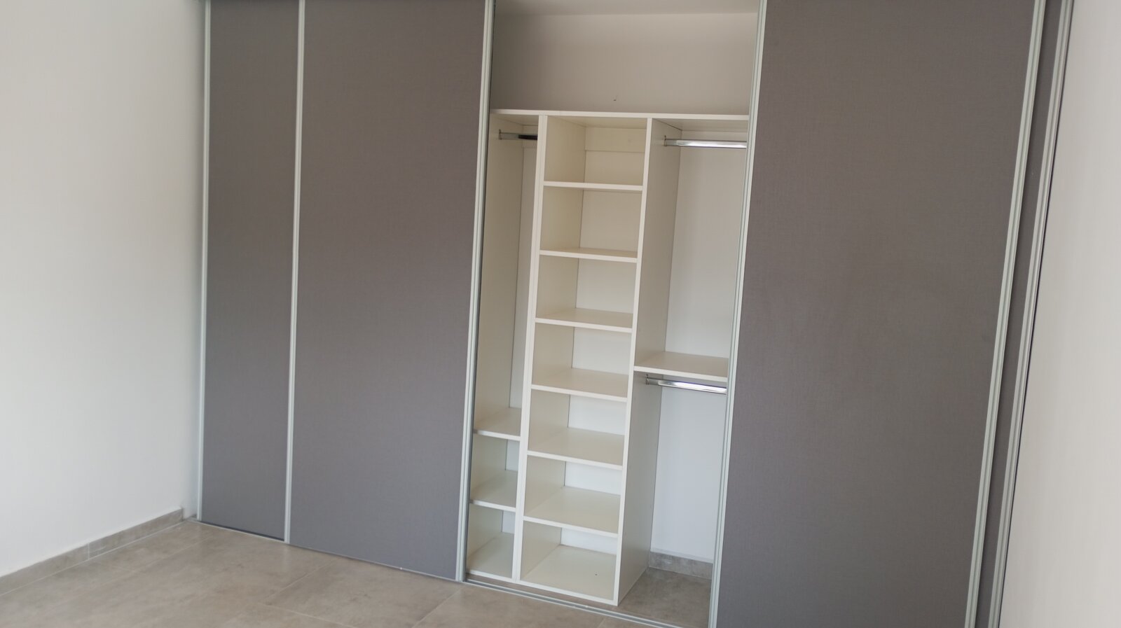 CASA A ESTRENAR , EN VILLA CATALINA, RIO CEBALLOS — foto 11