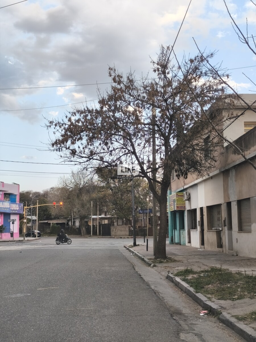 OPORTUNIDAD CASA A RECICLAR - Imagen 12