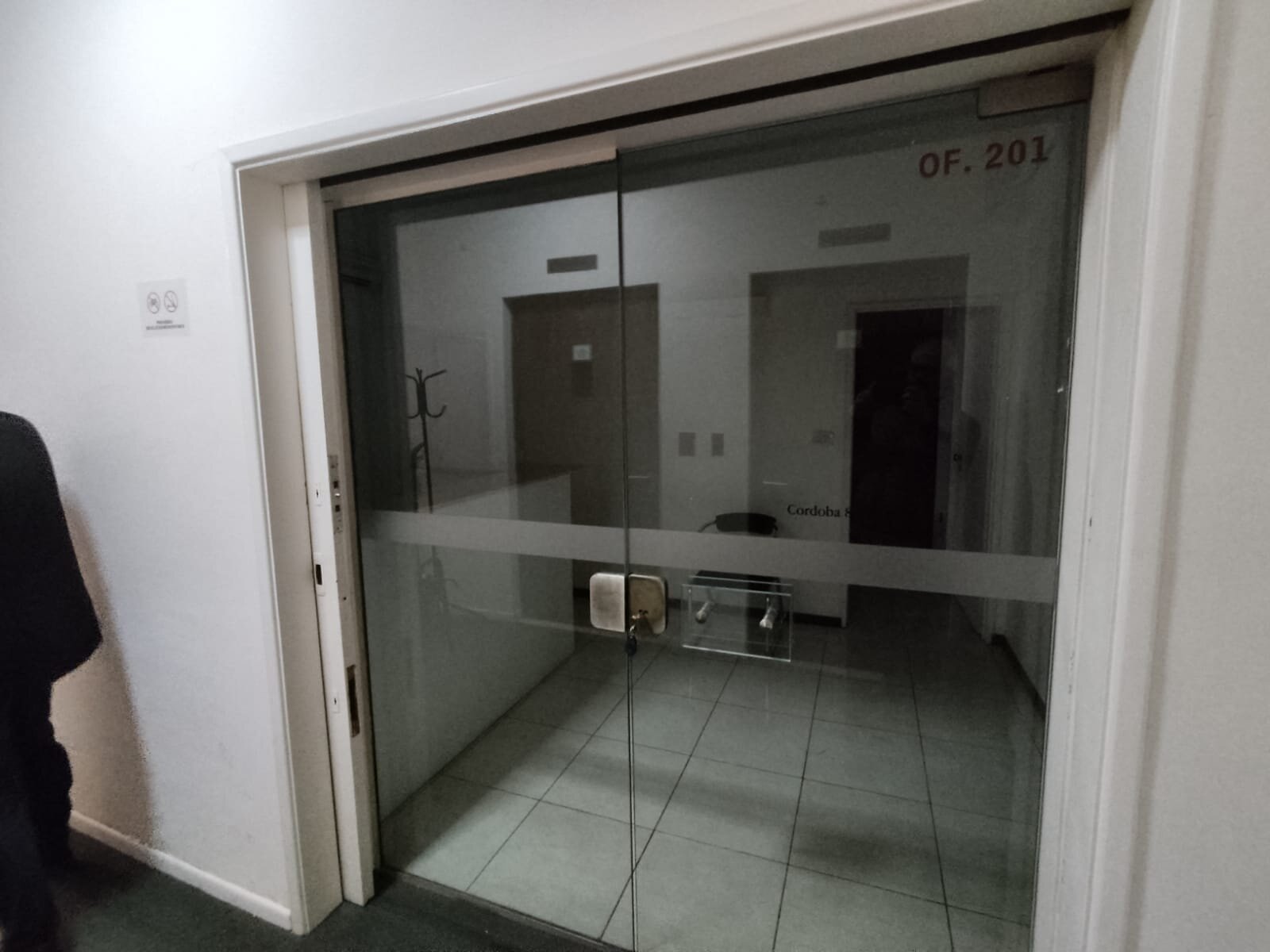 Oficina en alquiler, Cordoba 836
