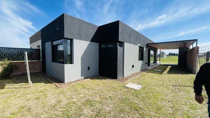 Casas - Pueblo Esther - Venta