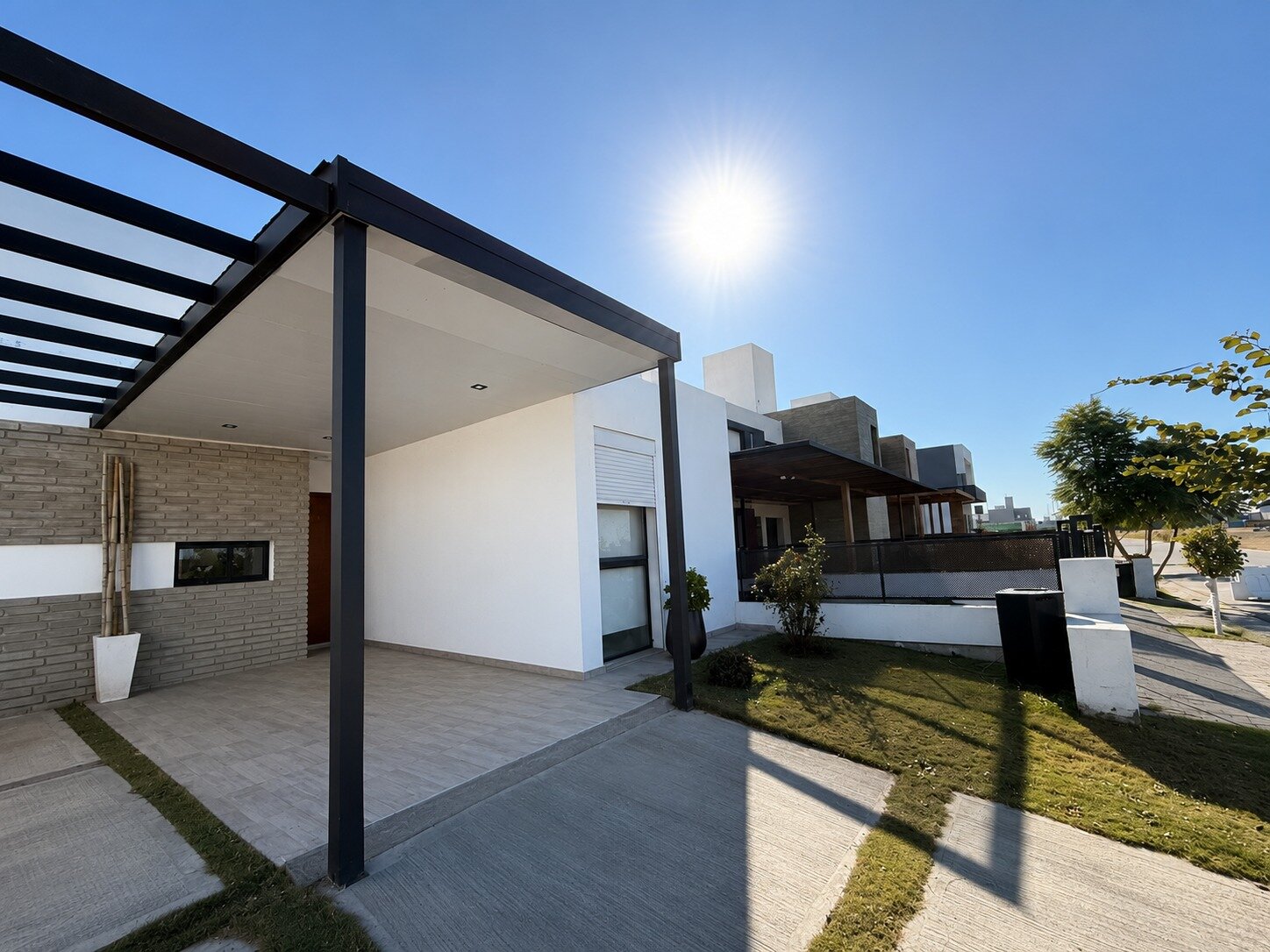 Duplex En Venta Prados de Manantiales 2D/1B