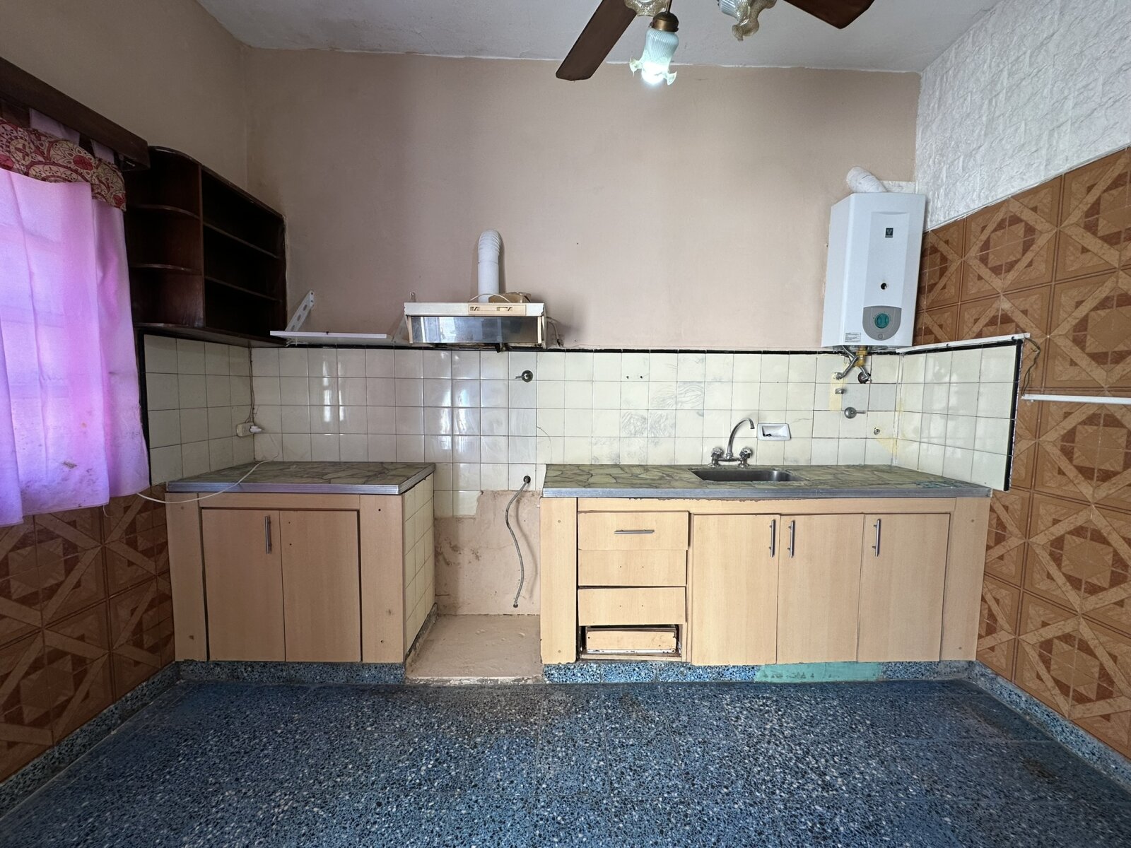 CASA 3 AMB. CON PARQUE + GALPÓN 120 M² - 20