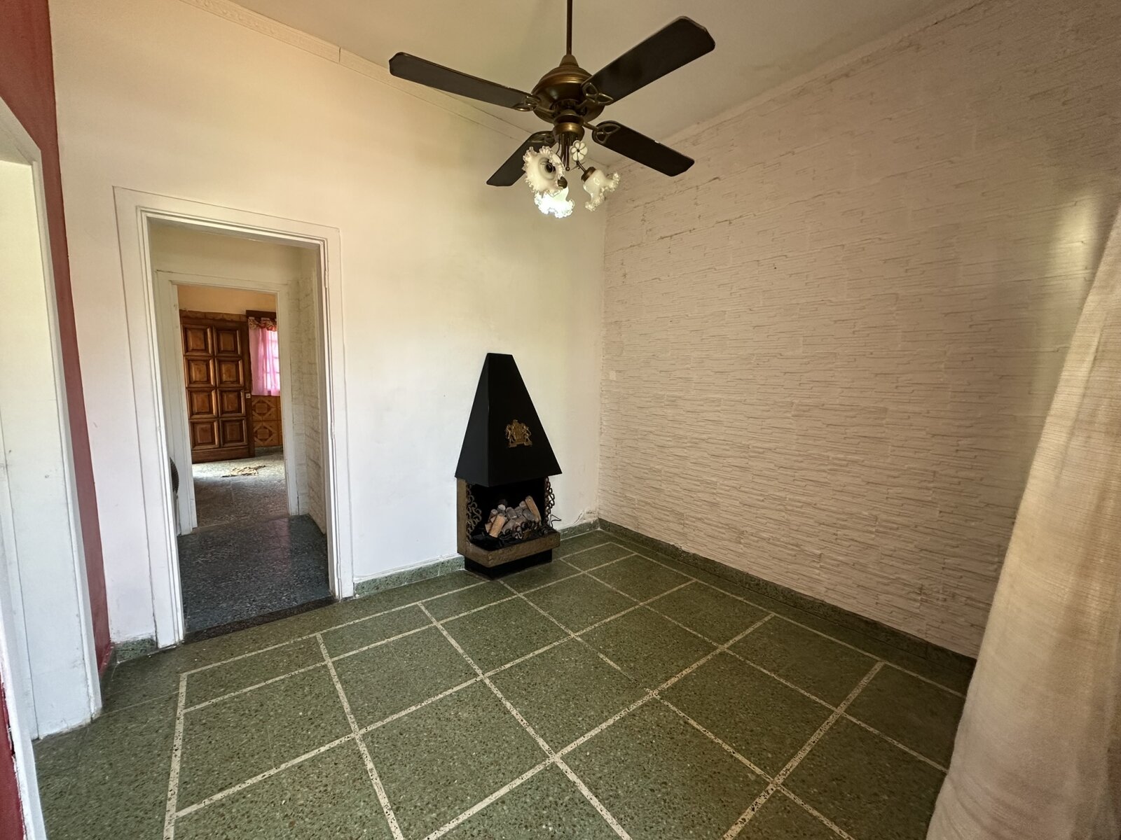 CASA 3 AMB. CON PARQUE + GALPÓN 120 M² - 6