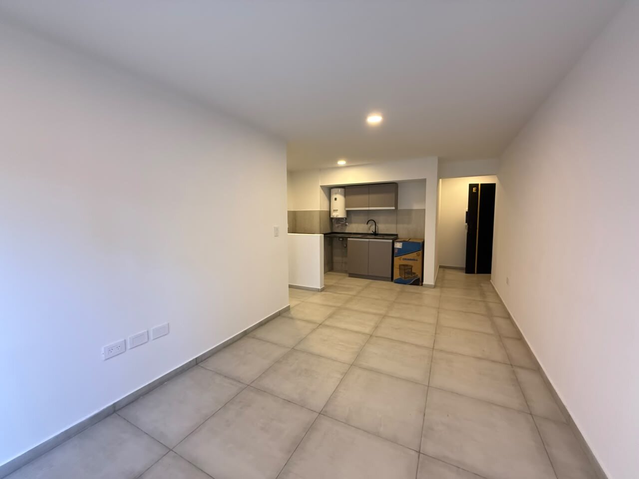 Alberdi Caseros 881 - Departamento 1 Dormitorio con Patio - Planta Baja — foto 2