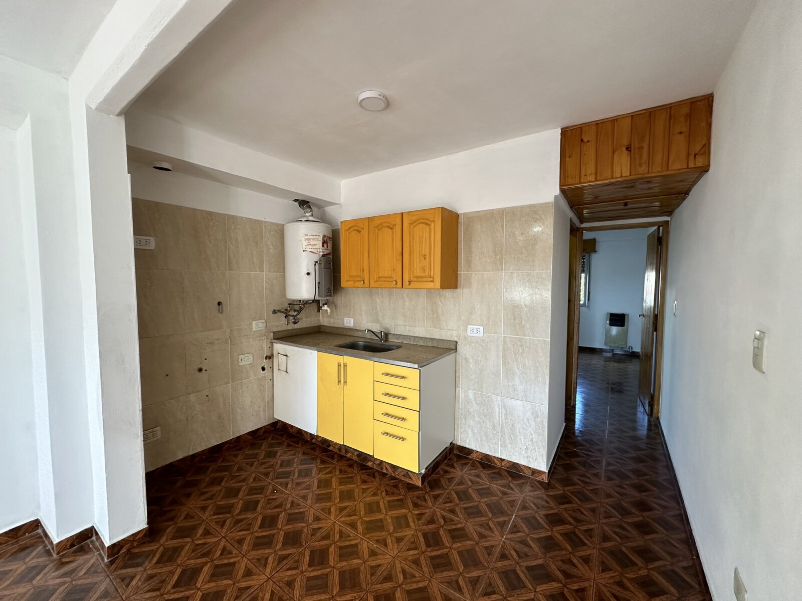 DEPARTAMENTO 2 AMB. EN PRIMER PISO - 5
