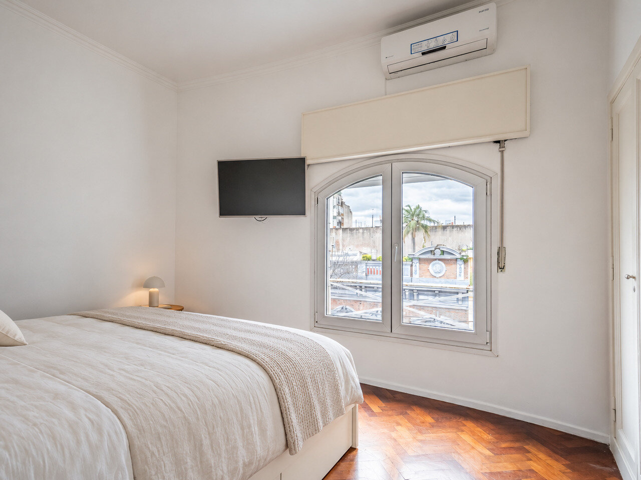 VENTA | 3 AMBIENTES EN DOS PLANTAS CON PLAYROOM Y TERRAZA PROPIA | ALMAGRO — foto 5