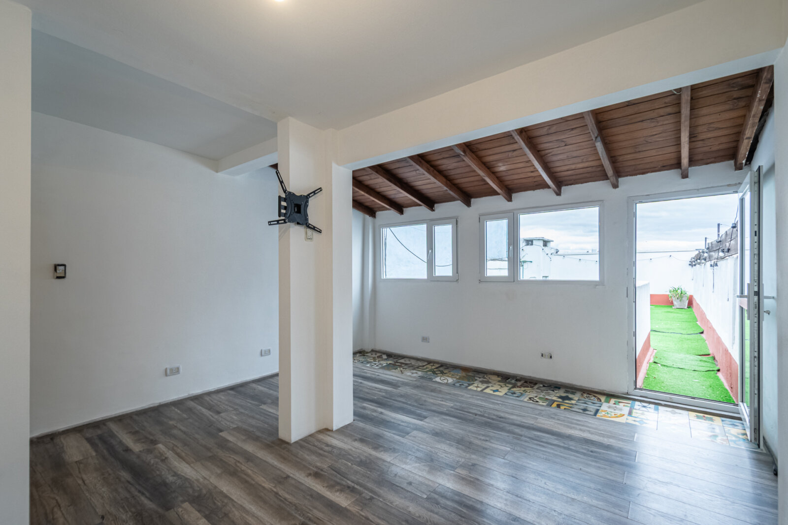 VENTA | 3 AMBIENTES EN DOS PLANTAS CON PLAYROOM Y TERRAZA PROPIA | ALMAGRO — foto 10