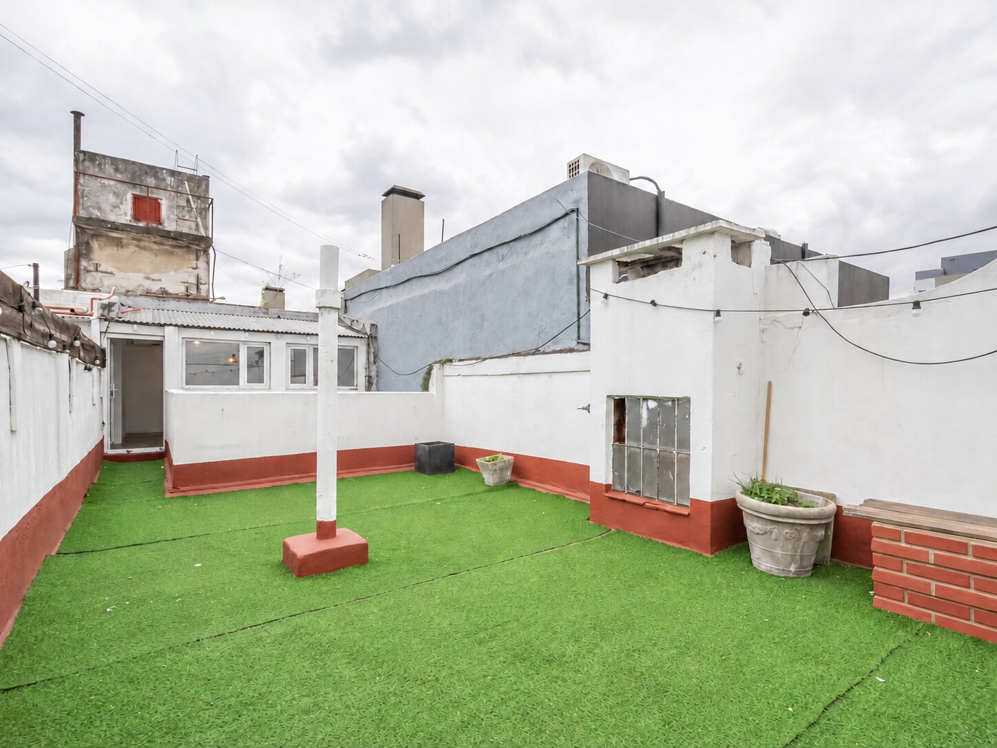 VENTA | 3 AMBIENTES EN DOS PLANTAS CON PLAYROOM Y TERRAZA PROPIA | ALMAGRO — foto 4