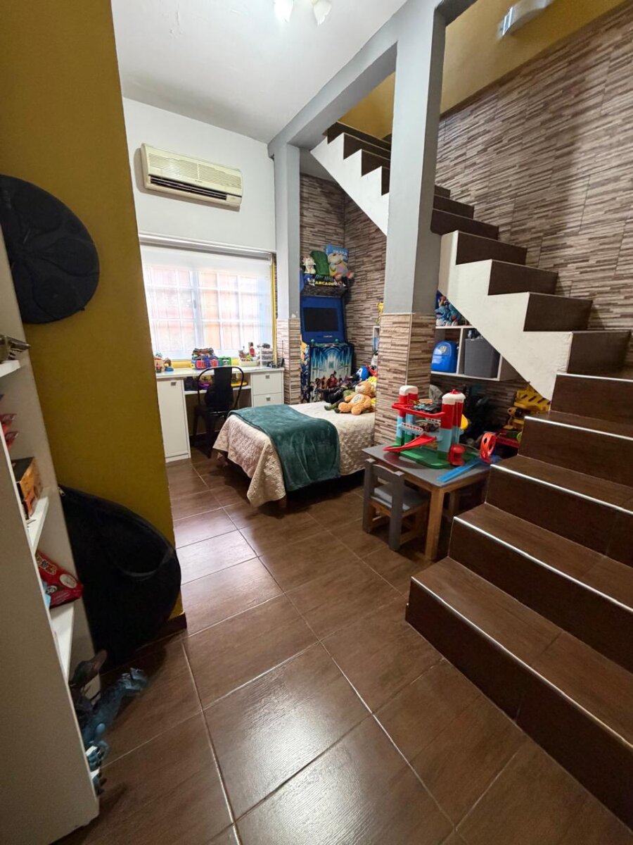 Casa 5 ambientes Villa luzuriaga — foto 15