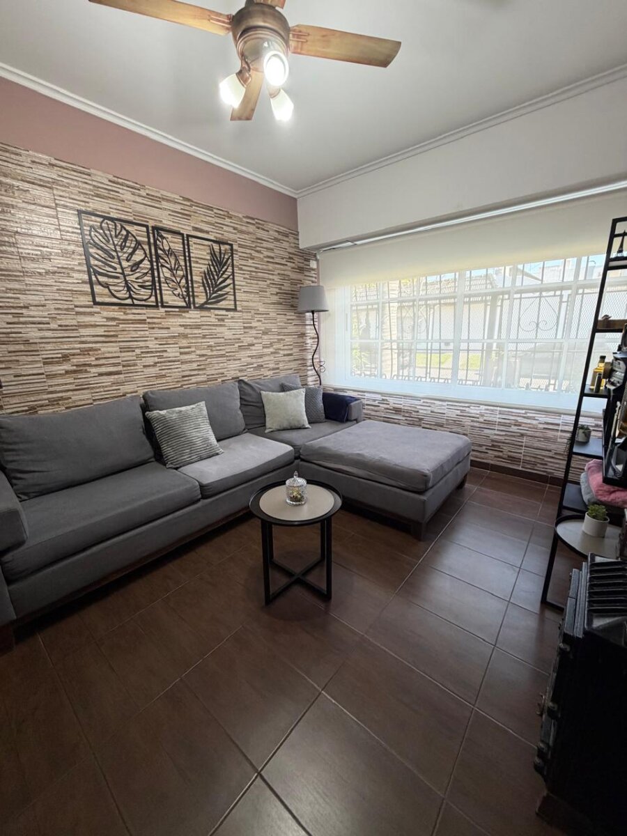 Casa 5 ambientes Villa luzuriaga — foto 4
