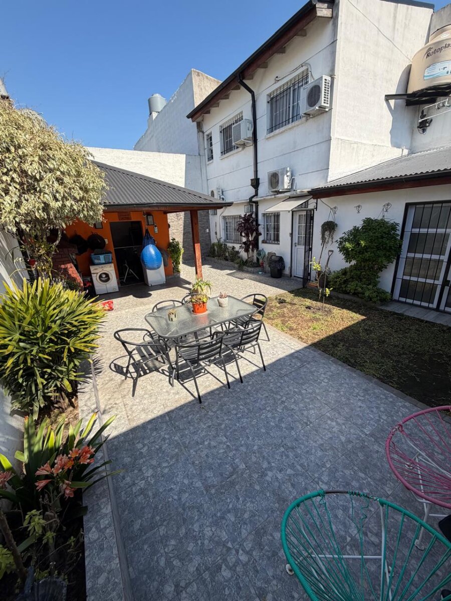Casa 5 ambientes Villa luzuriaga - 33