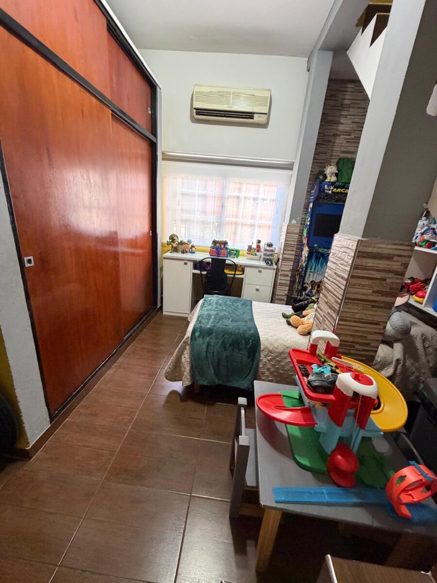 Casa 5 ambientes Villa luzuriaga — foto 14