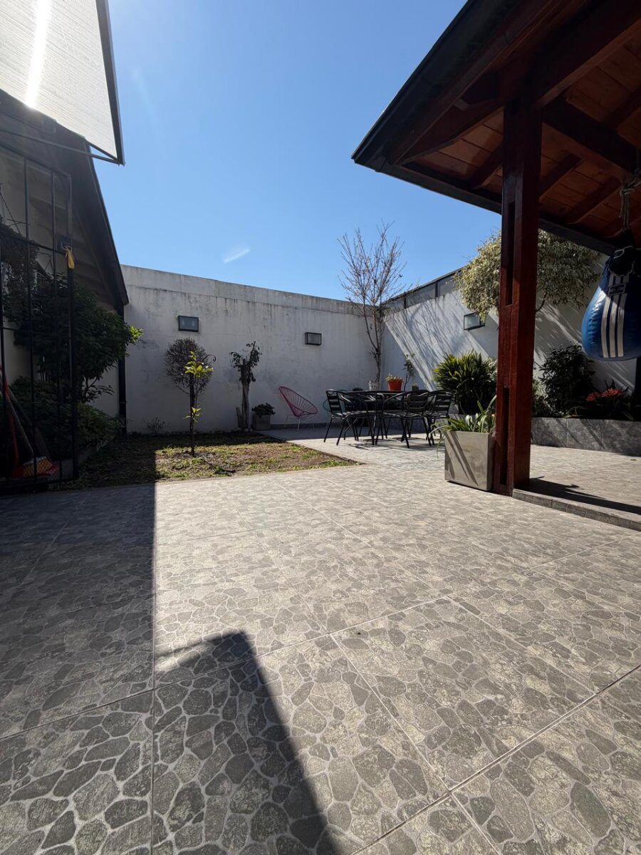Casa 5 ambientes Villa luzuriaga - 34