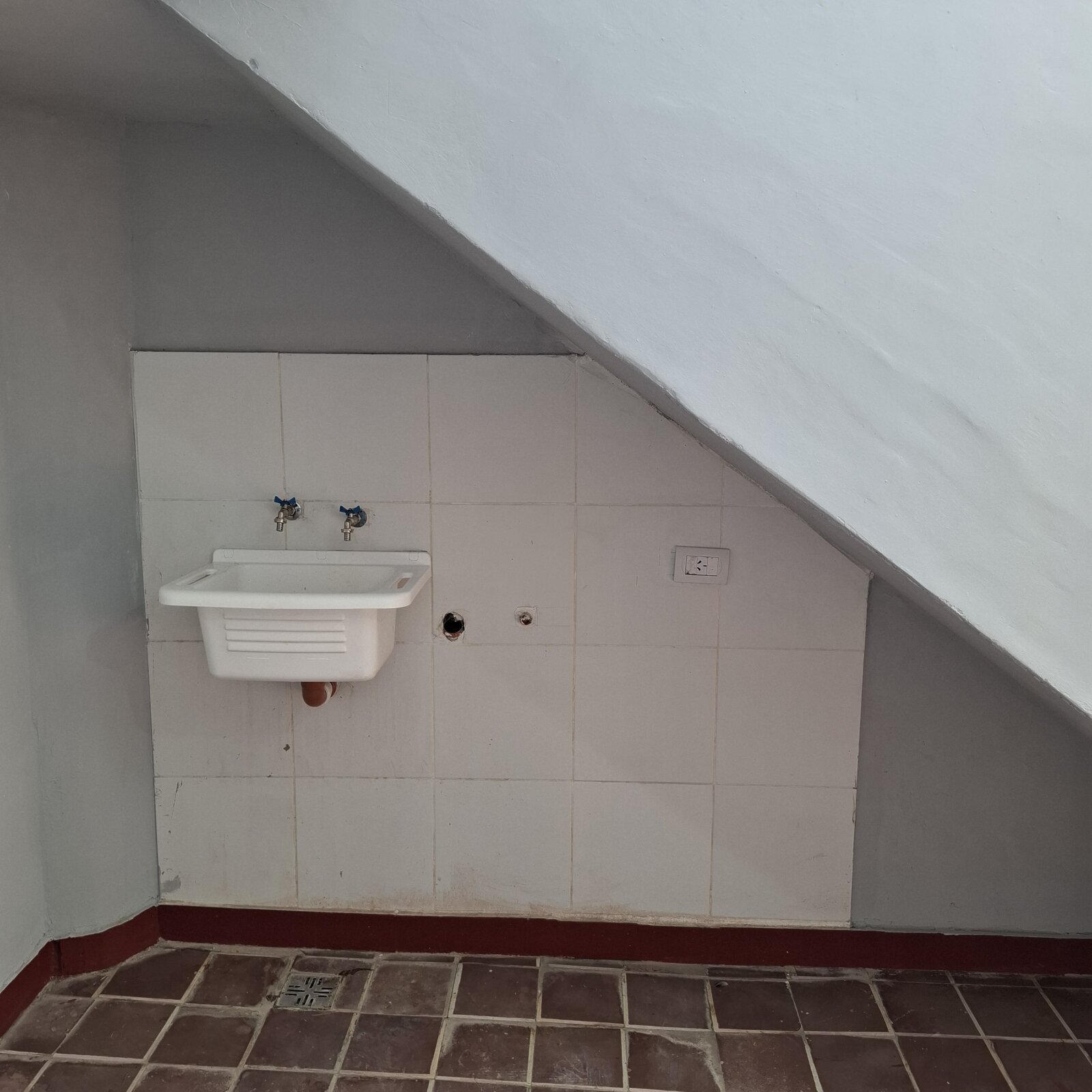 Impecable Departamento de pasillo de 3 dormitorios - 22