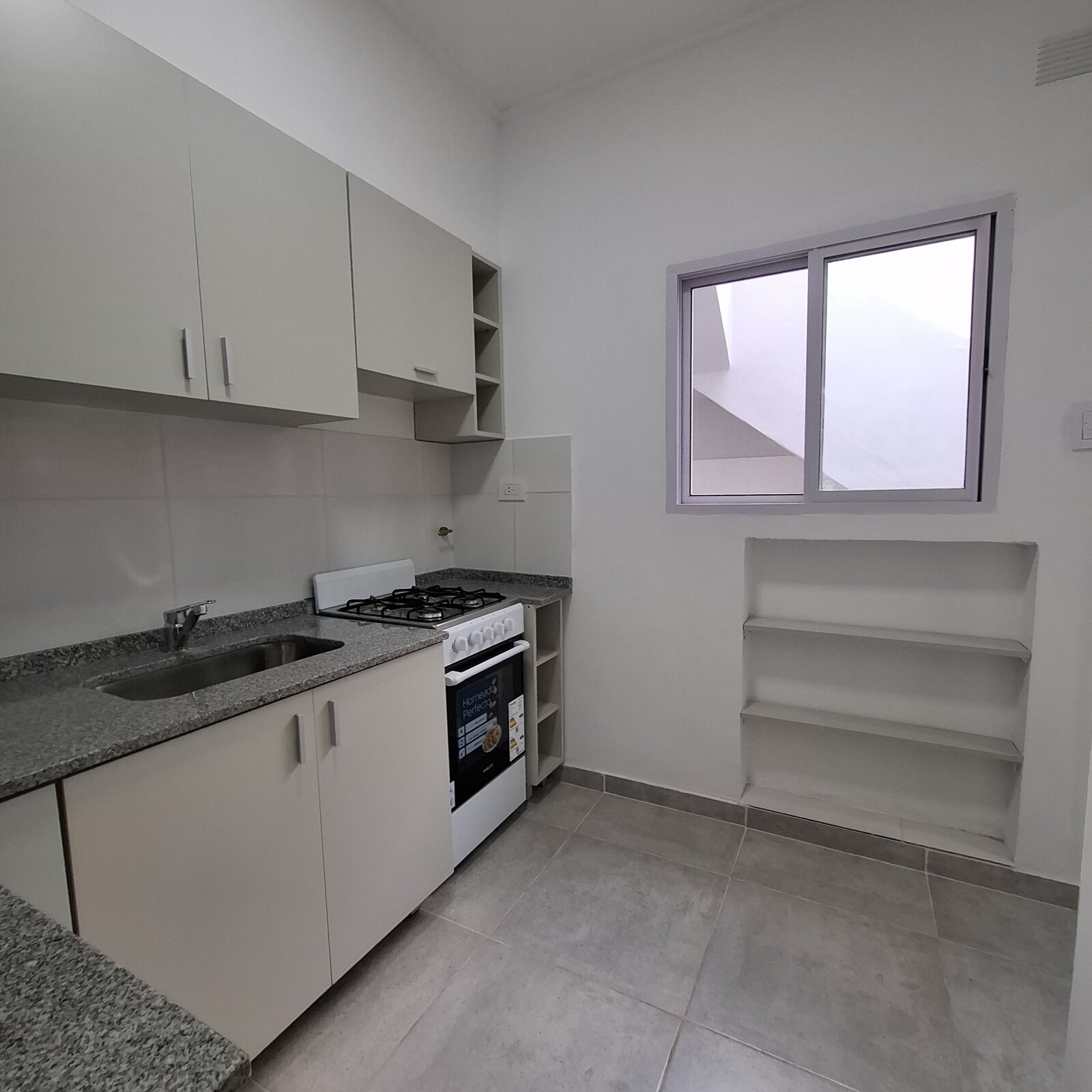 Impecable Departamento de pasillo de 3 dormitorios — foto 10