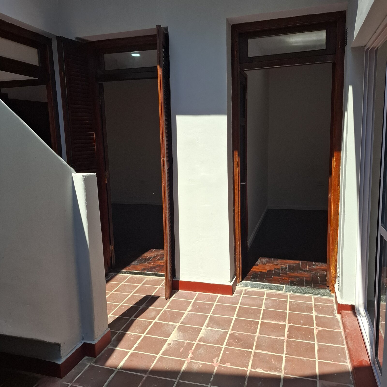 Impecable Departamento de pasillo de 3 dormitorios - 21
