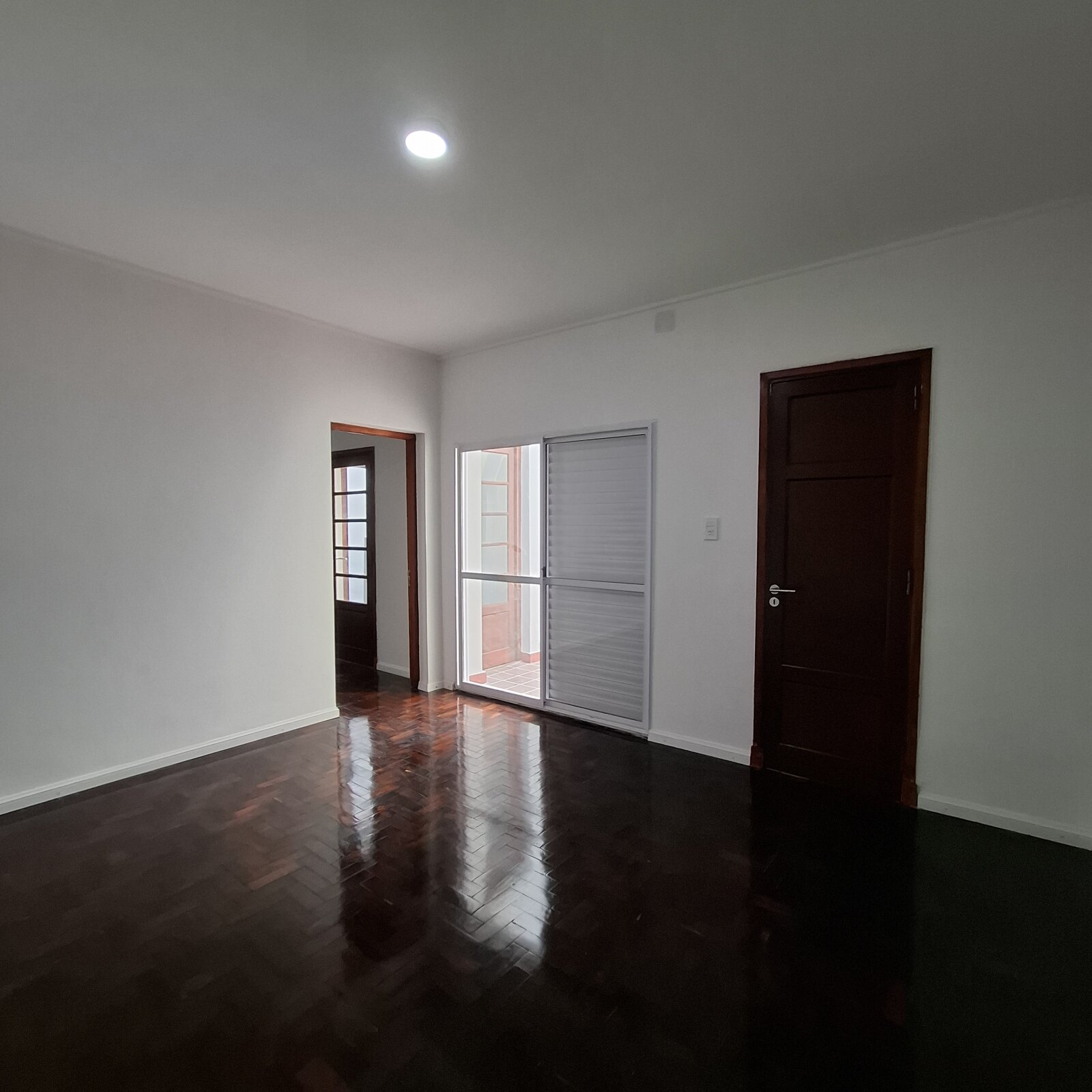 Impecable Departamento de pasillo de 3 dormitorios