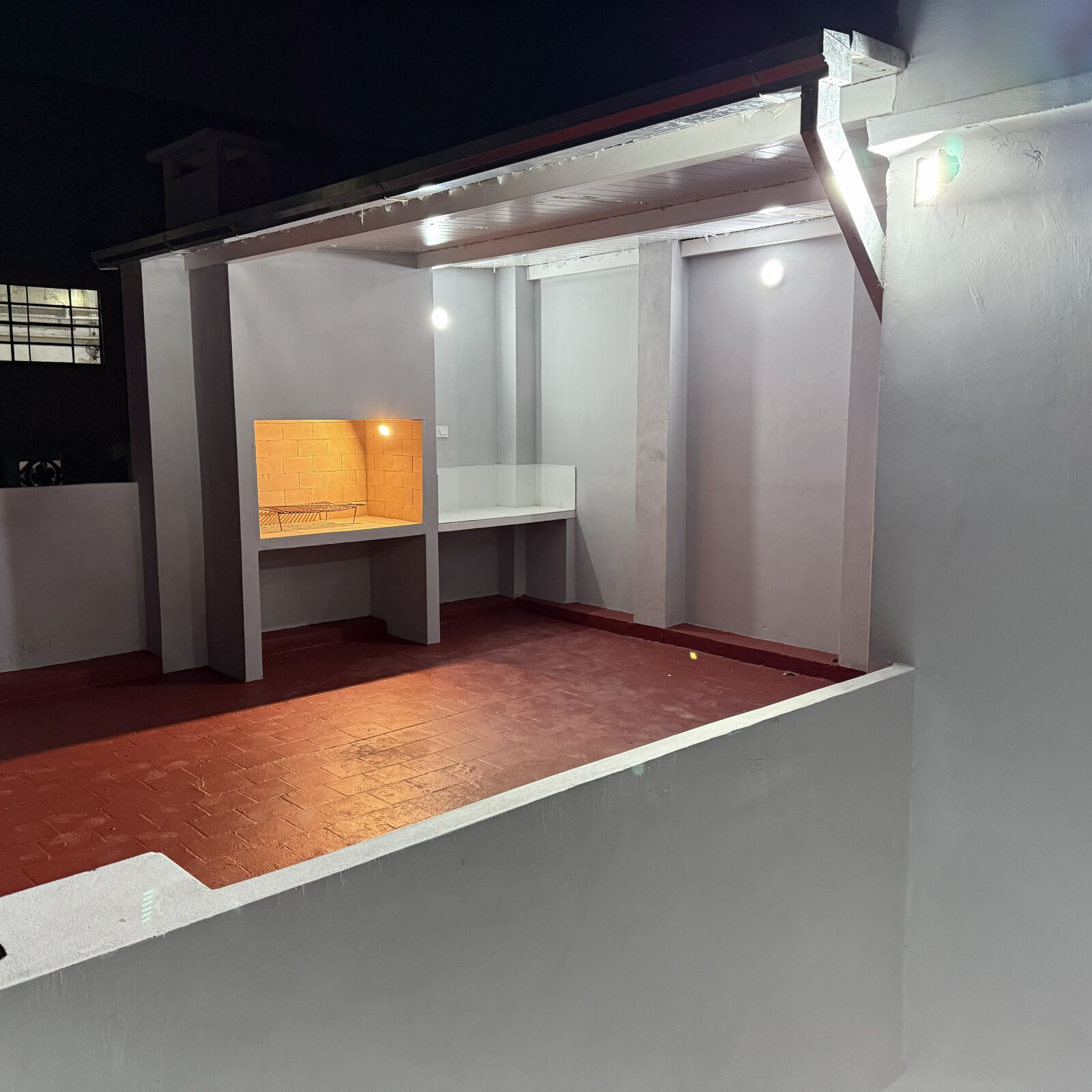 Impecable Departamento de pasillo de 3 dormitorios - 30