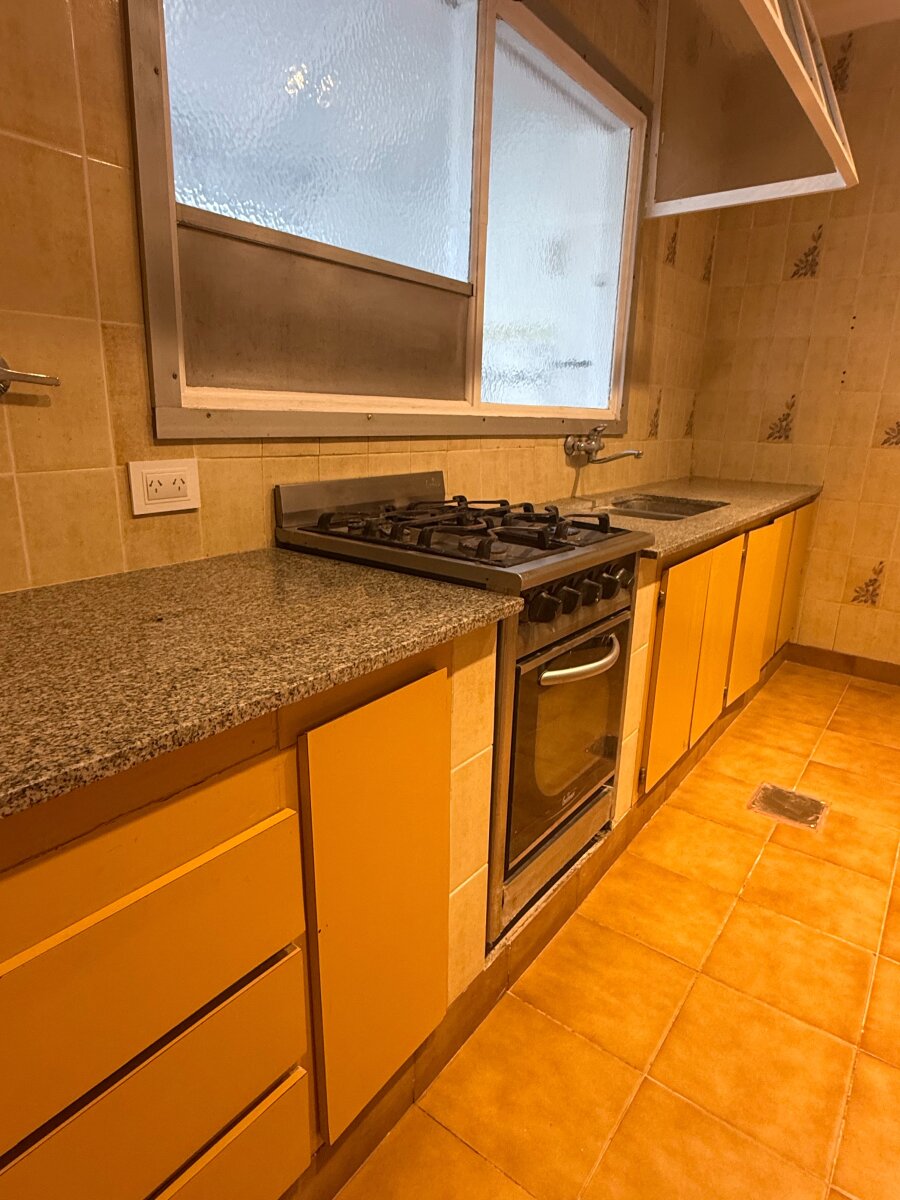 Casa 3 Ambientes Garage Jardin Los Troncos — foto 10