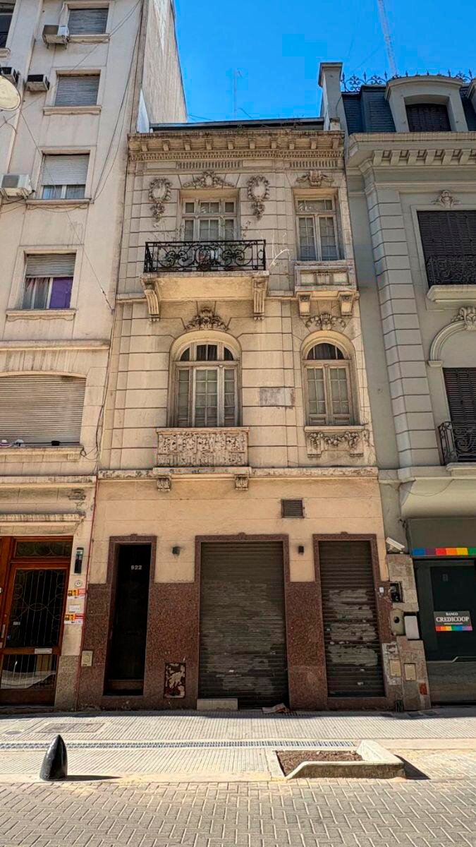 San Nicolás, Viamonte 922, 400 m², 7 baños, LOTE PROPIO, venta USD 420.000