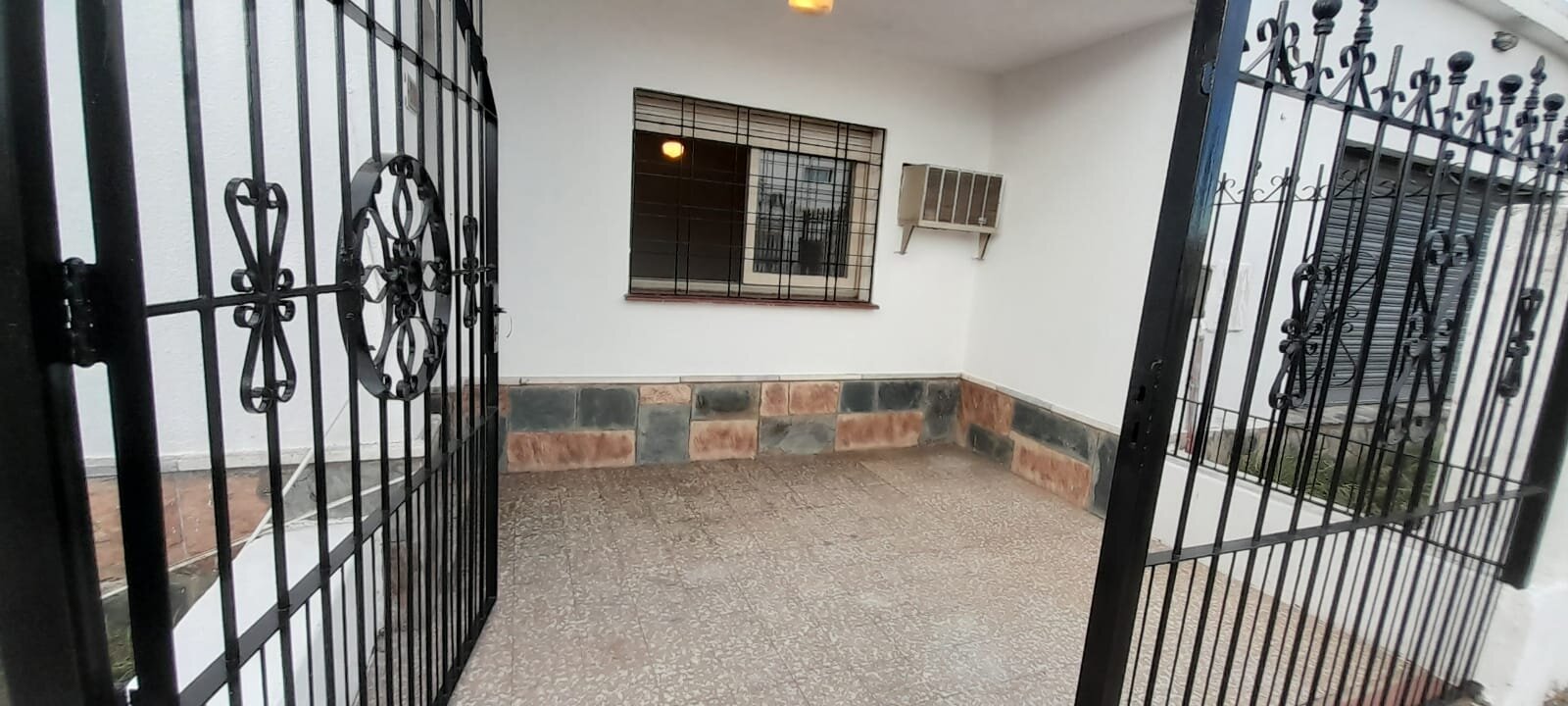 Alquiler Casa dormitorios Centro America - Imagen 12