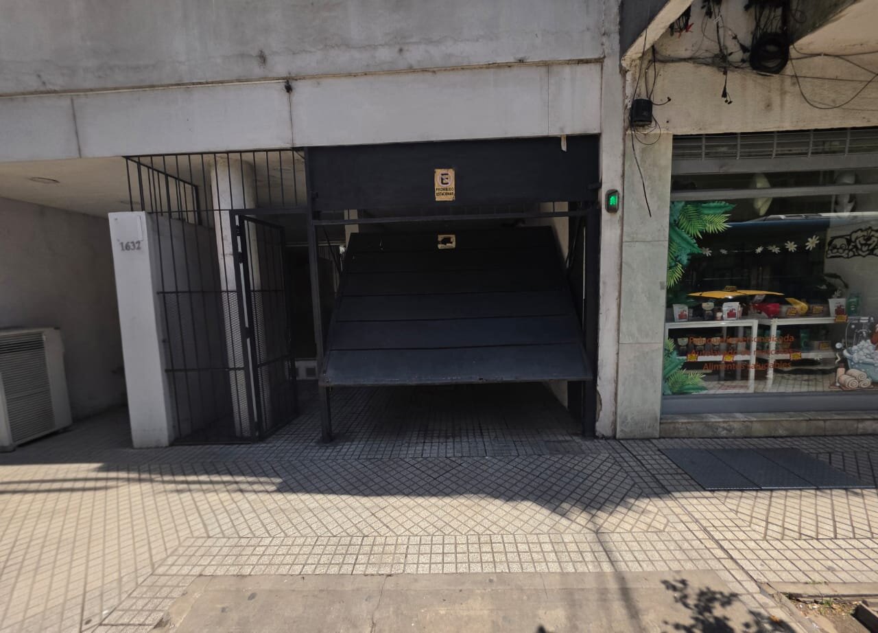 COCHERA EN VENTA CENTRICA