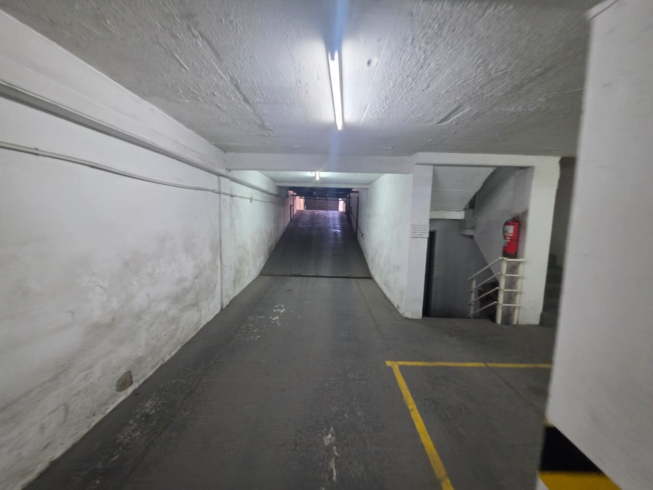 COCHERA EN VENTA CENTRICA — foto 3