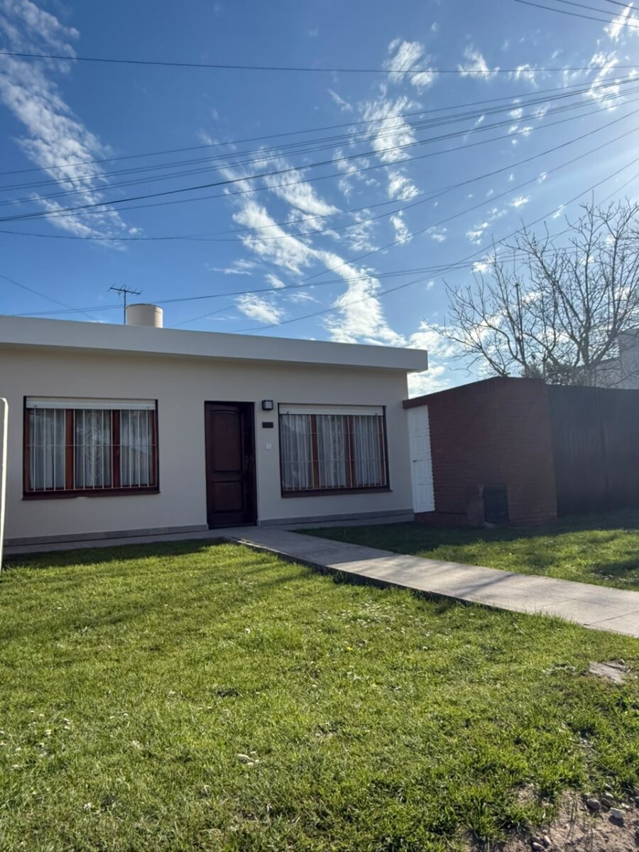 Casa 3 Ambientes con Jardin, Barrio el Gaucho — foto 5