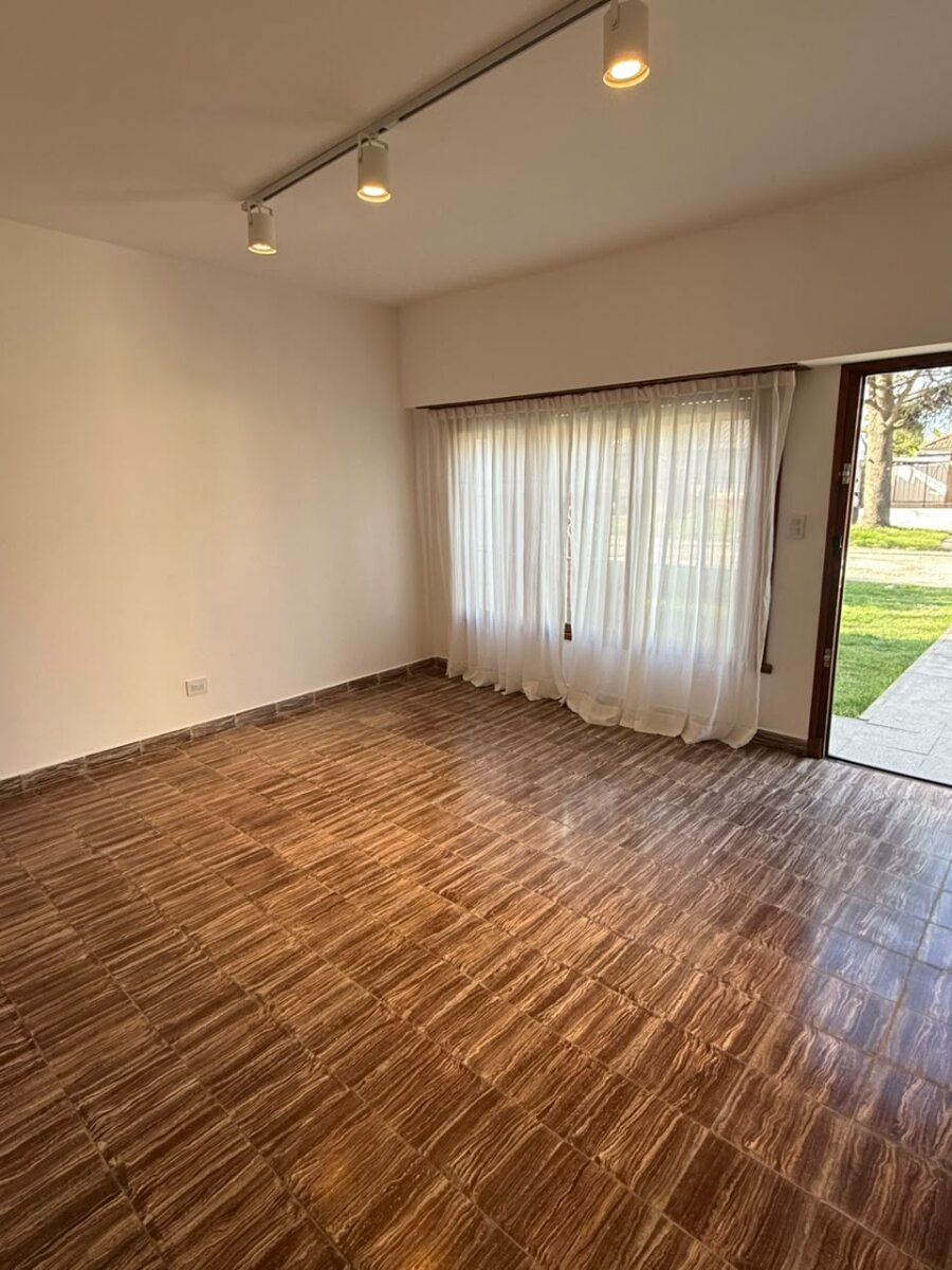 Casa 3 Ambientes con Jardin, Barrio el Gaucho — foto 6