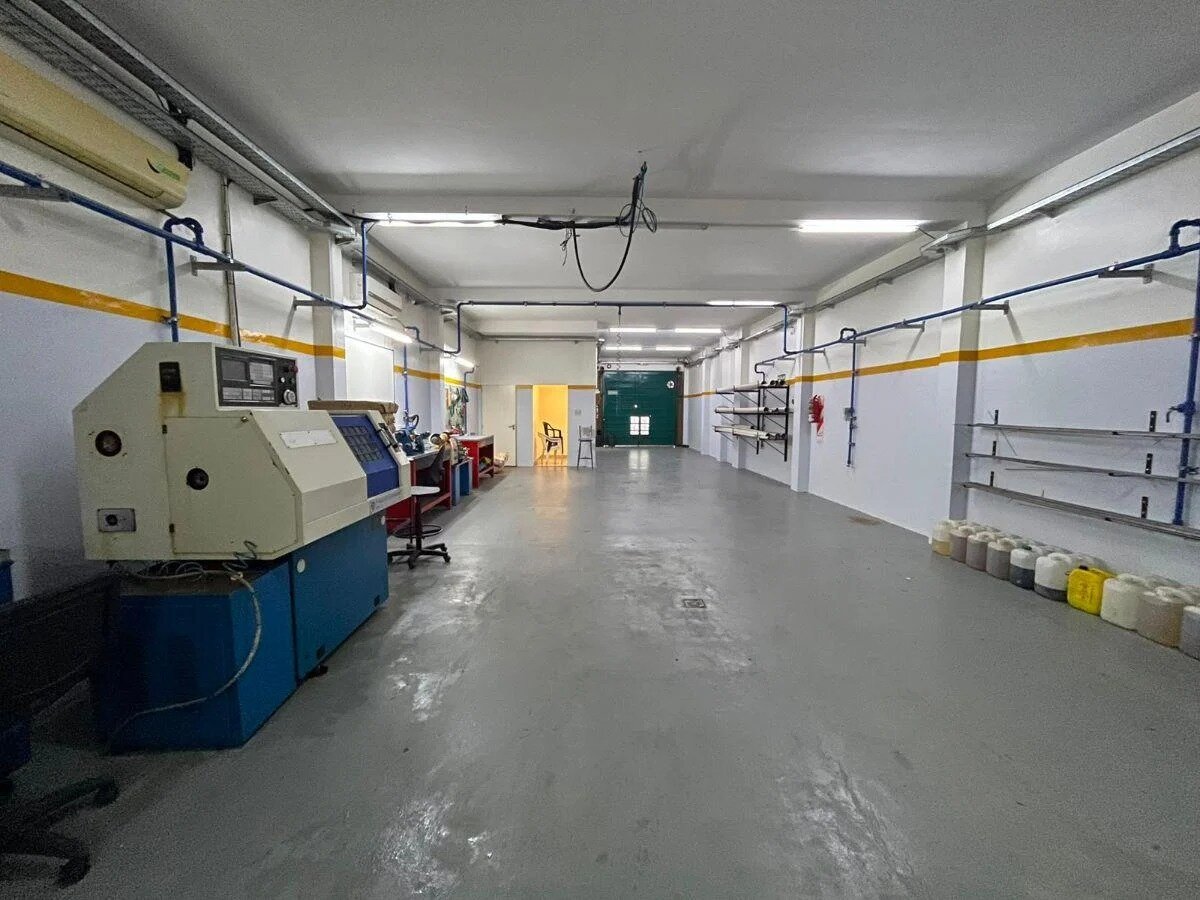Mataderos, Cosquín 2400, 332m², 4 baños, Edificio de 2 Plantas, Alquiler $ 4.500.000 - 10