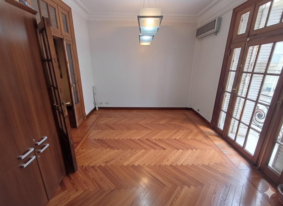 Departamento estilo Frances apto profesional con balcón