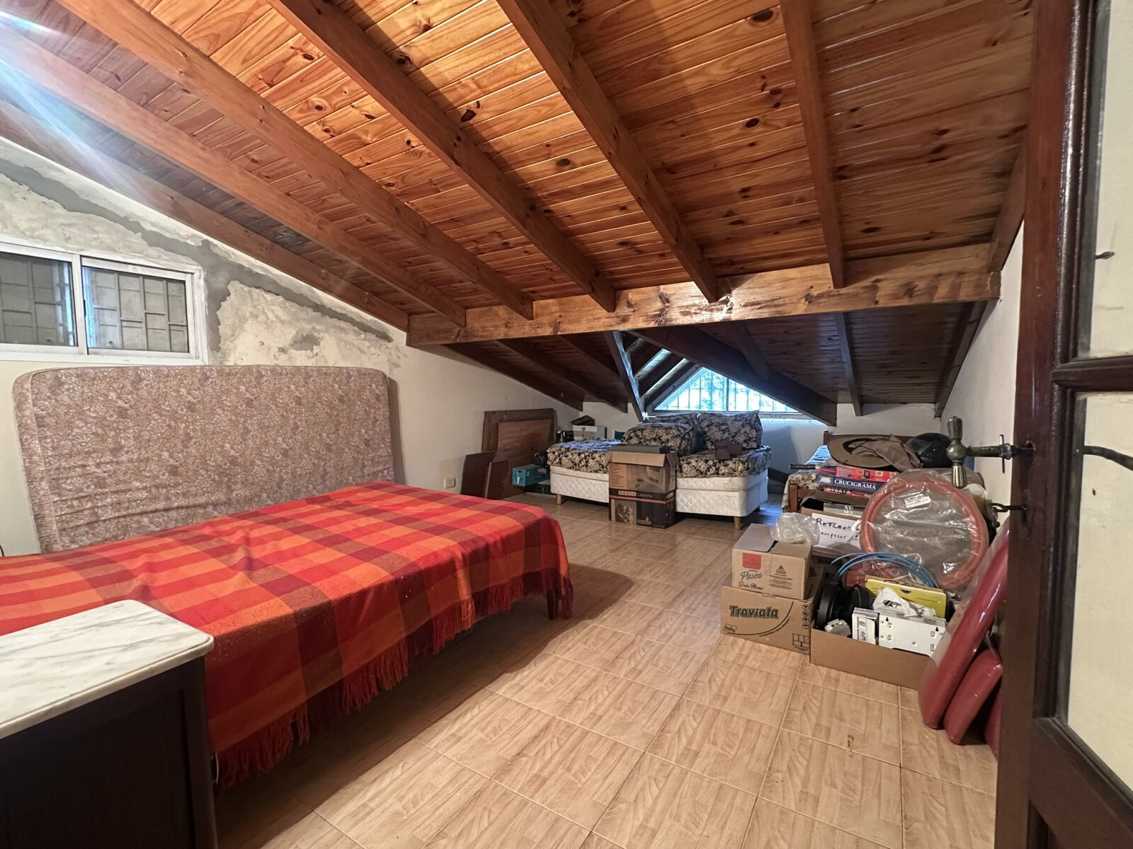 CASA QUINTA DE 2.680 M² CON PILETA – LOS OMBÚES, F. VARELA - 19