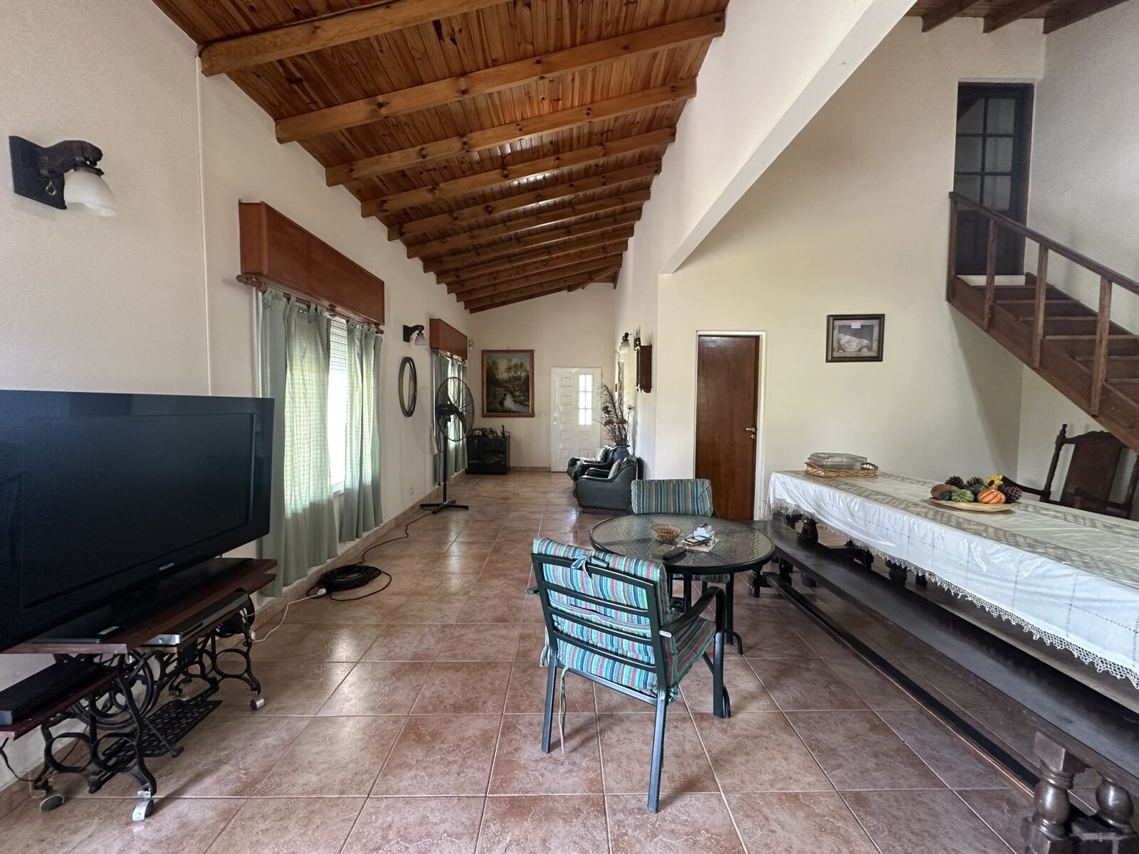 CASA QUINTA DE 2.680 M² CON PILETA – LOS OMBÚES, F. VARELA — foto 7