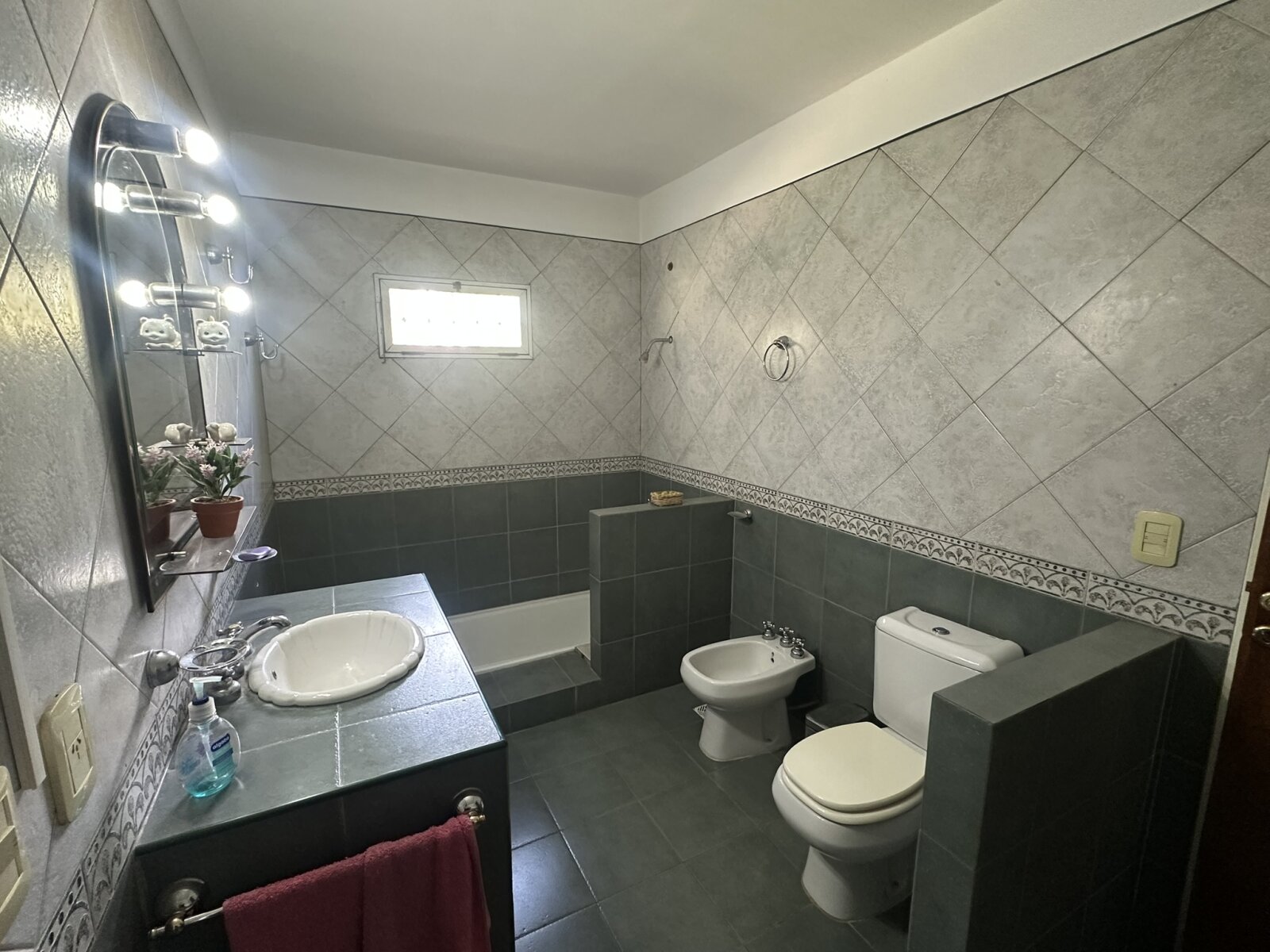 CASA QUINTA DE 2.680 M² CON PILETA – LOS OMBÚES, F. VARELA — foto 11