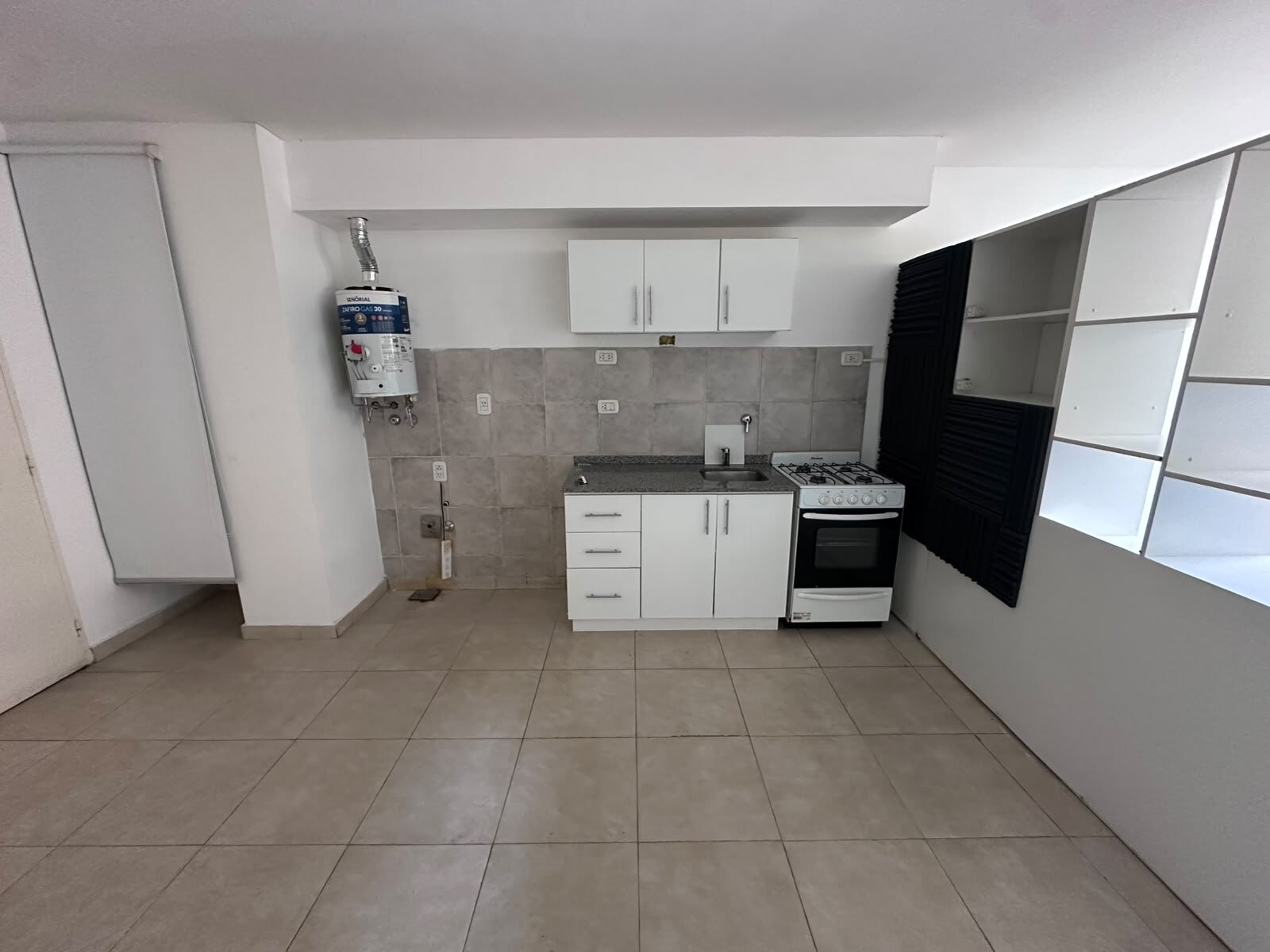 ALQUILER MONOAMBIENTE CON DIVISIÓN CENTRO — foto 4