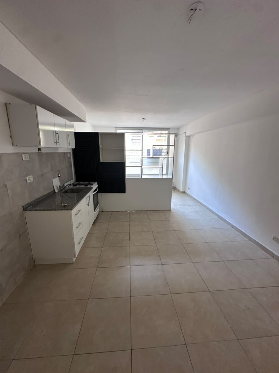 ALQUILER MONOAMBIENTE CON DIVISIÓN CENTRO — foto 2