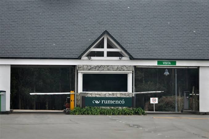 Casa 5 ambientes con pileta Barrio Rumenco