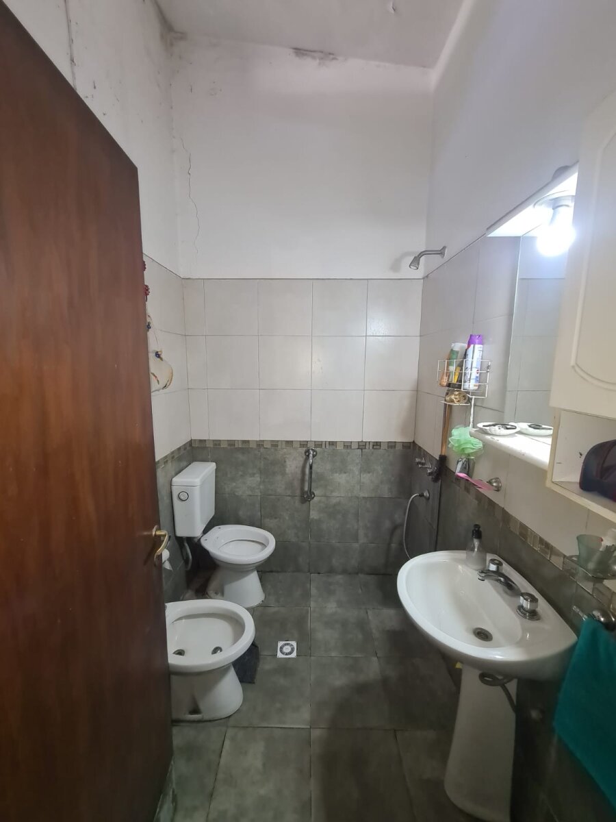 Casa en Venta de 2 dorm. en Alberdi+Departamento interno 2 dorm. — foto 9
