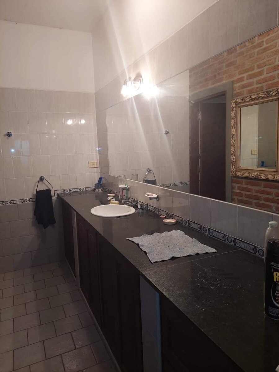 CASA DE 4 DORMITORIOS VISTA FRANCA AL RIO — foto 13