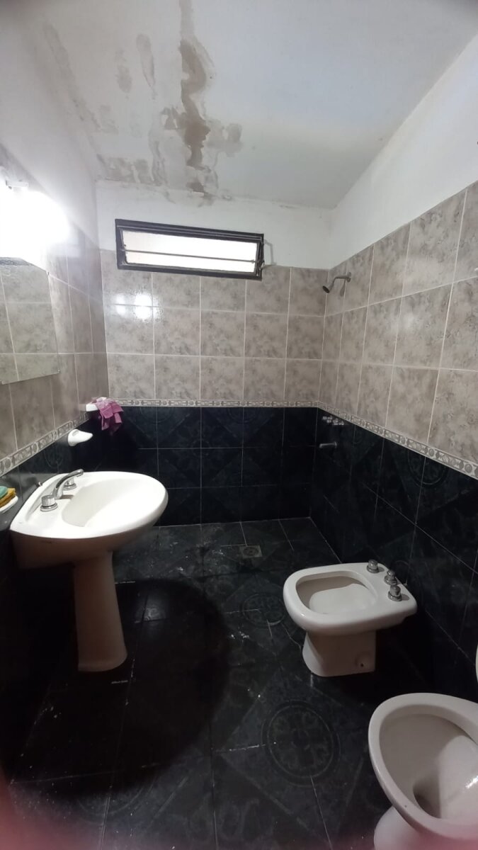 Venta Casa Mas Depto 3 Dormit. Liceo II Seccion - Imagen 24